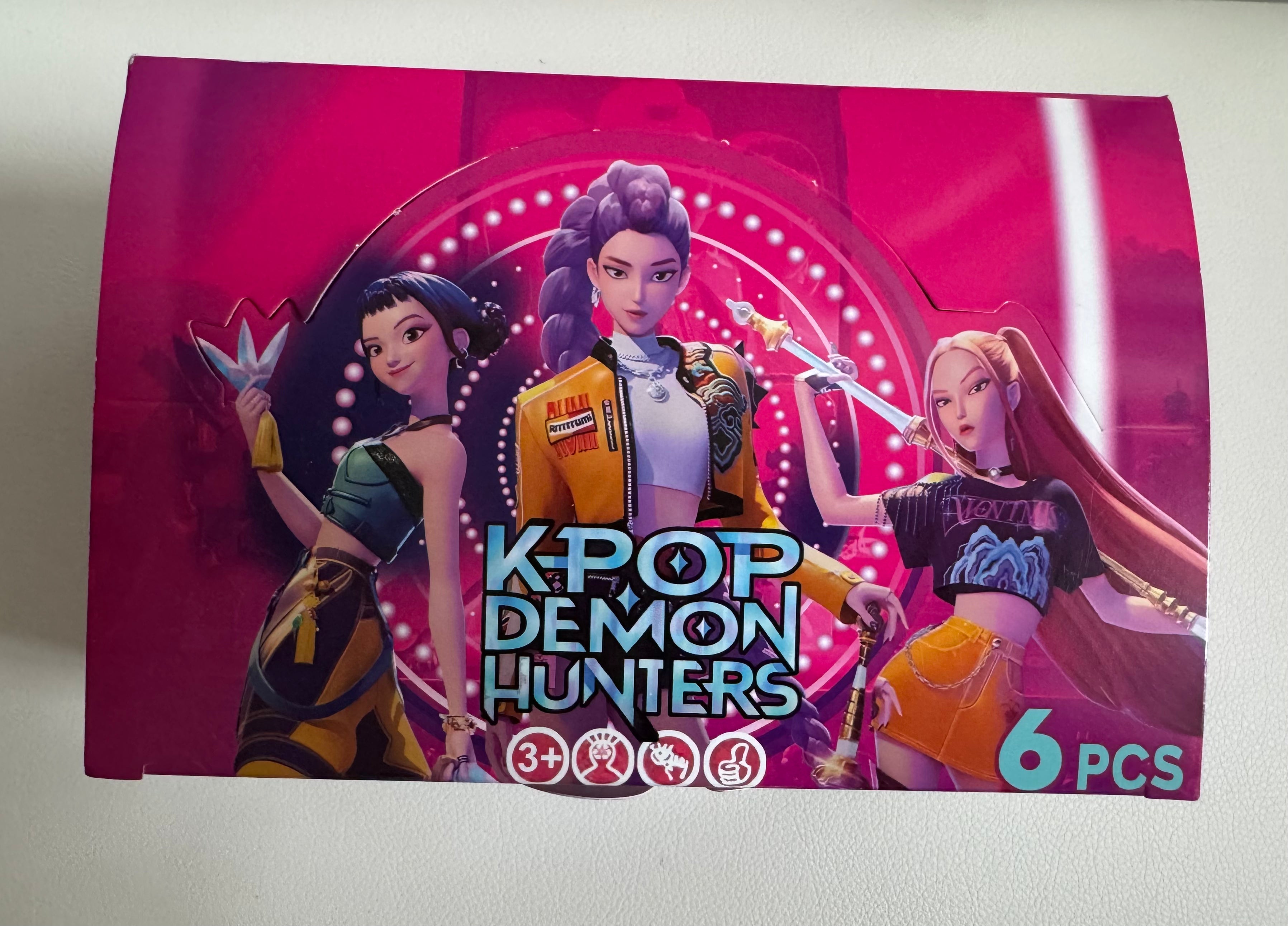 KP Huntr/x 4” Figure Keychain in Surprise Box