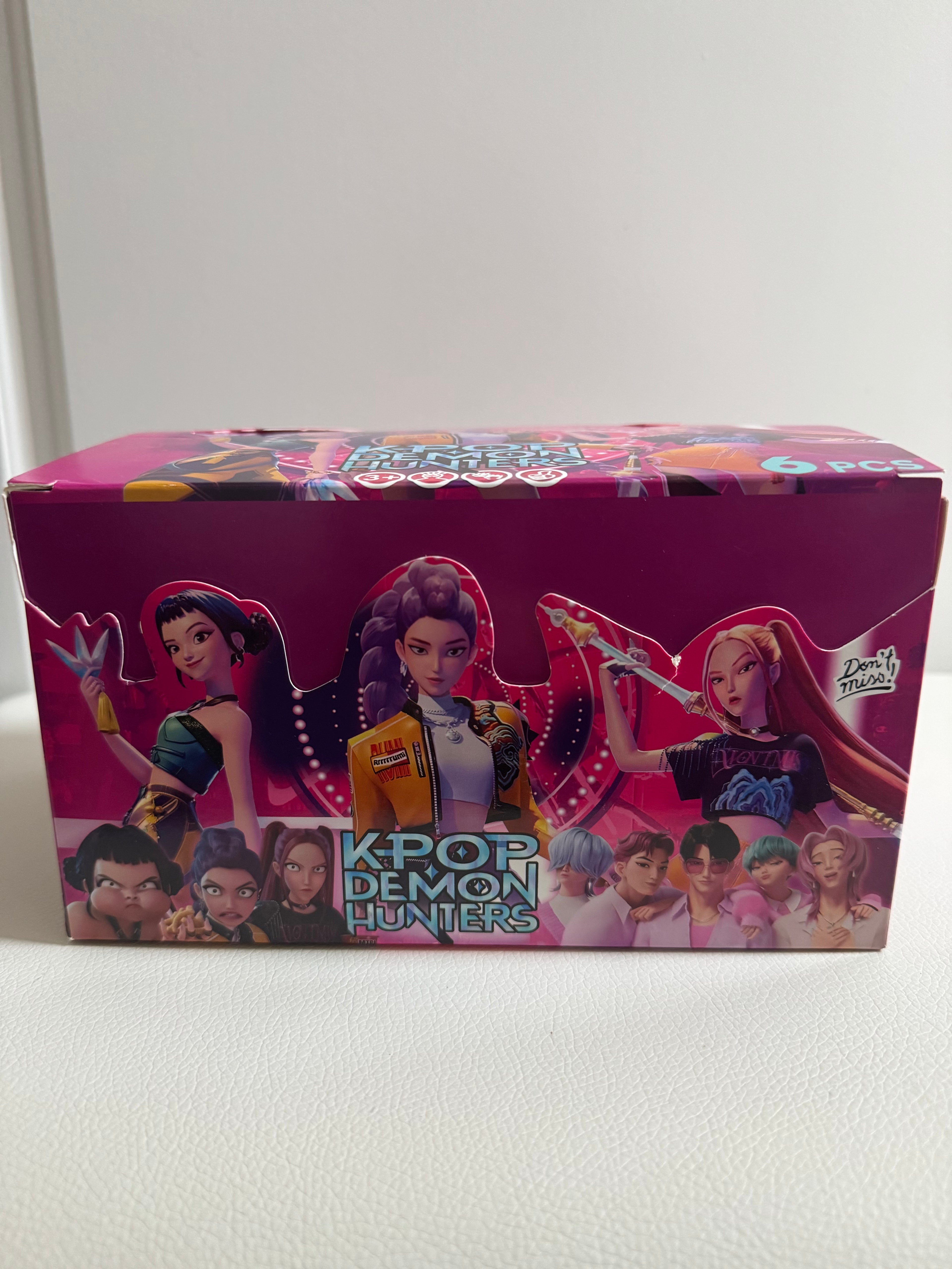 KP Huntr/x 4” Figure Keychain in Surprise Box