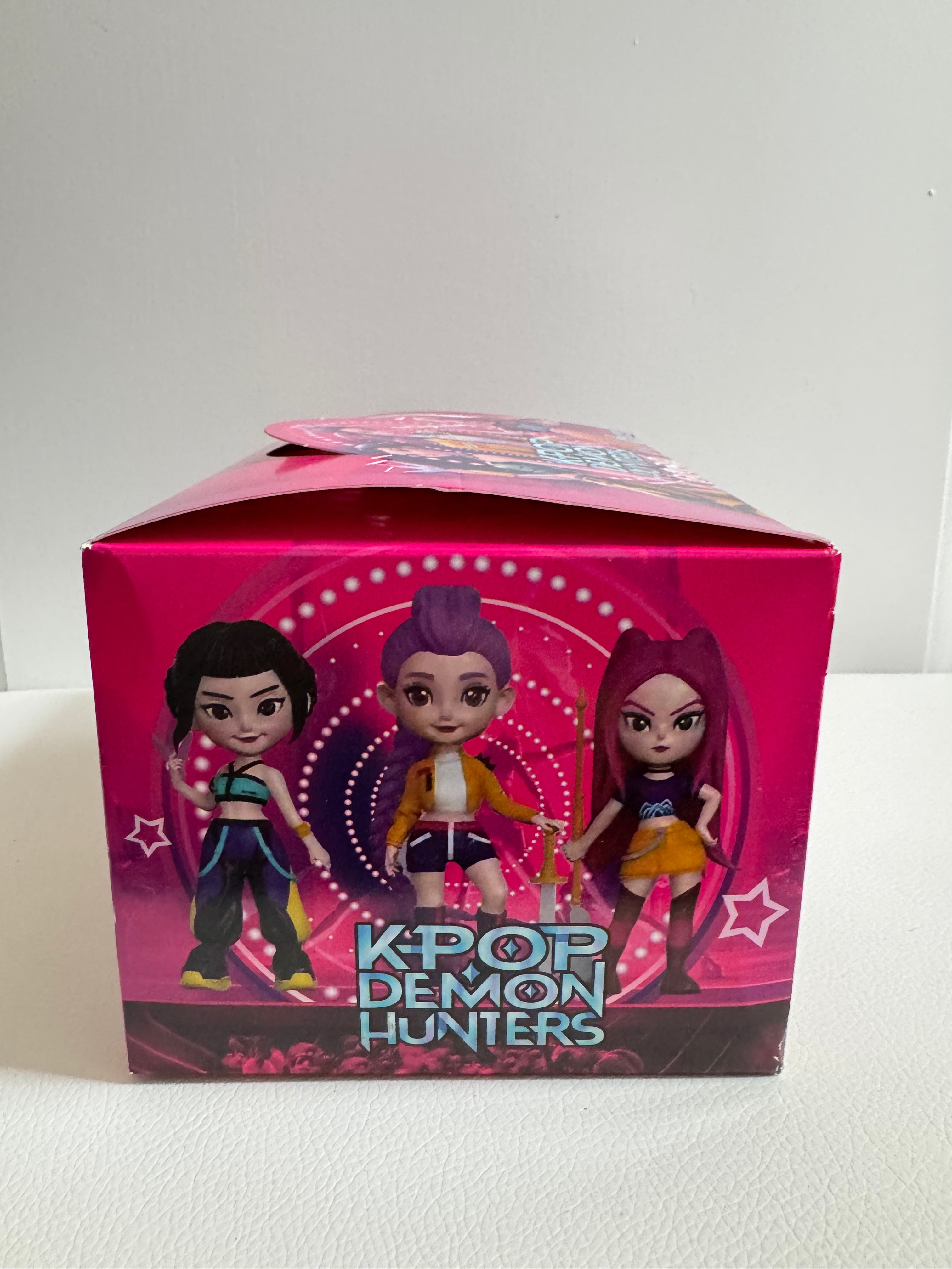 KP Huntr/x 4” Figure Keychain in Surprise Box